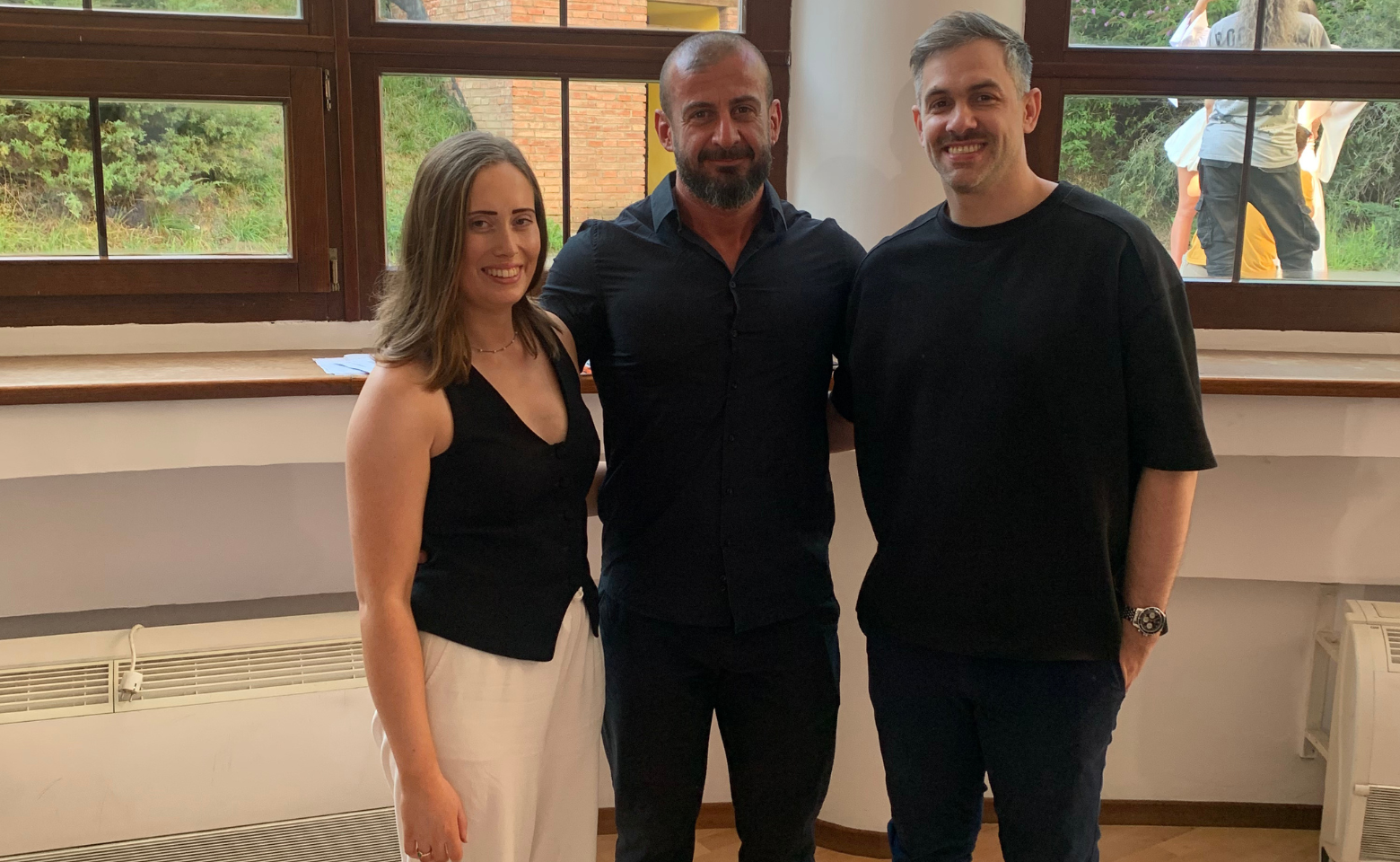 Laura, Mihai, Santiago