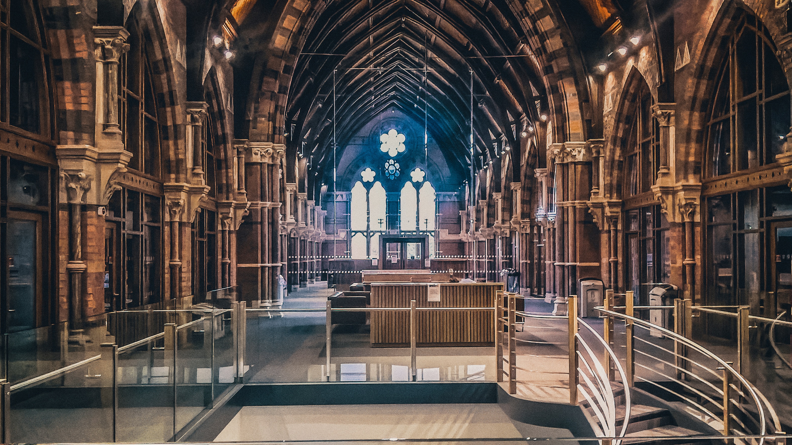 Queen's University Belfast. Photo by K. Mitch Hodge via Unsplash