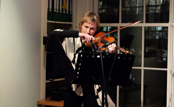 Violinist Ioana Petcu-Colan performing at CMC.
